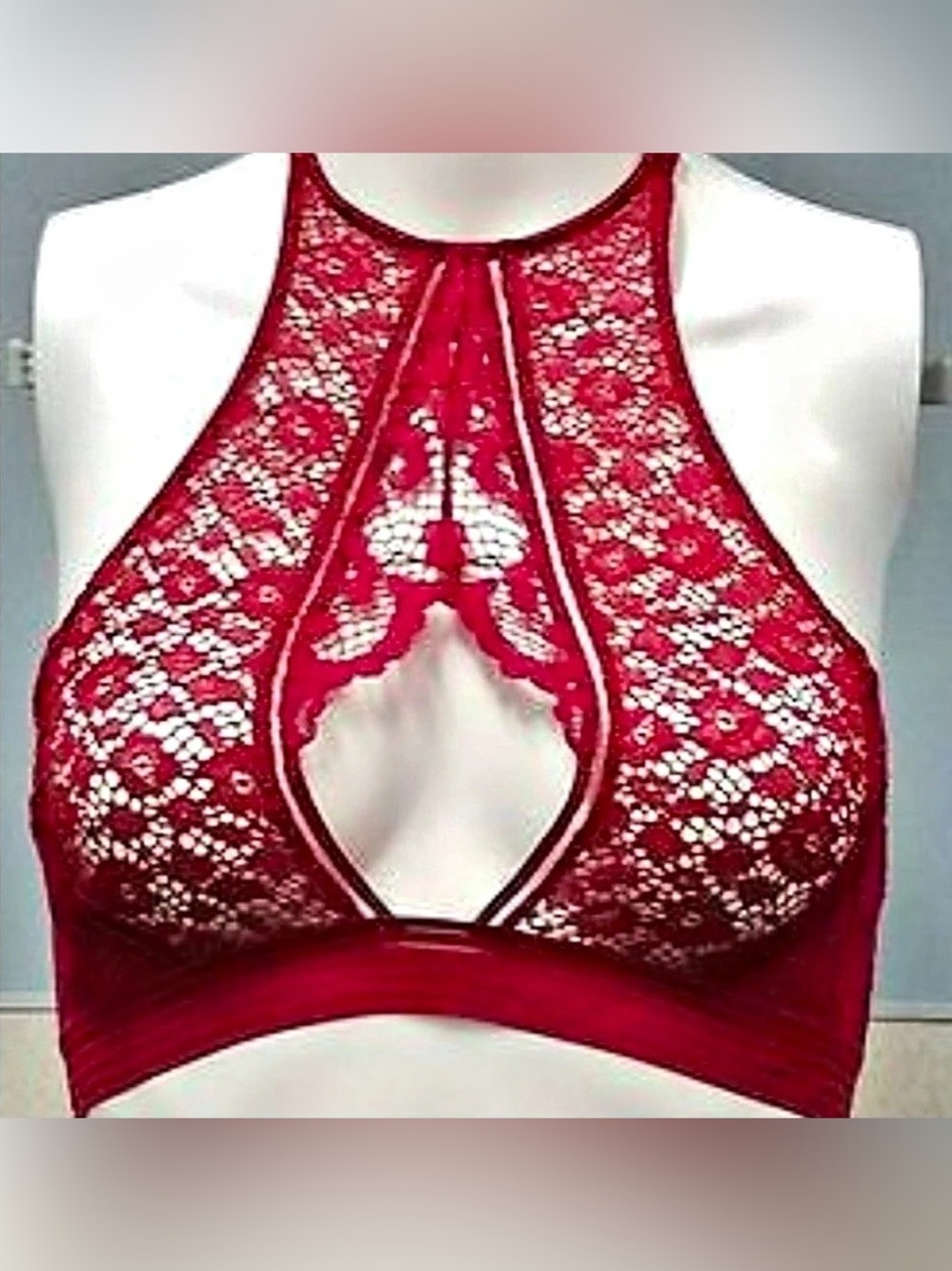 VICTORIA'S SECRET Very Sexy High Neck Lace Bralette – Size S